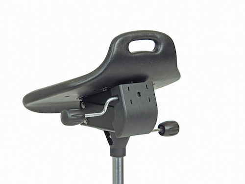 Stehhocker mit Fußkreuz